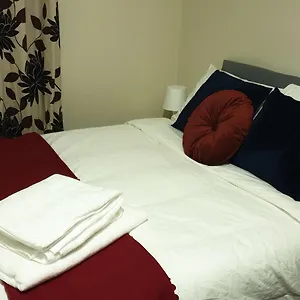 Apartment 2 Bedroom Lovely In Woolwich, London